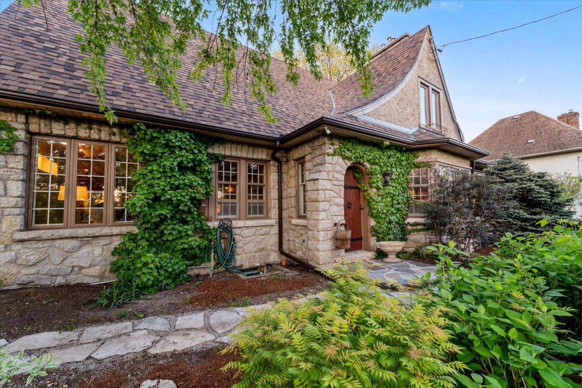 St. Catharines, ON L2R 4W5,1 Glenridge AVE