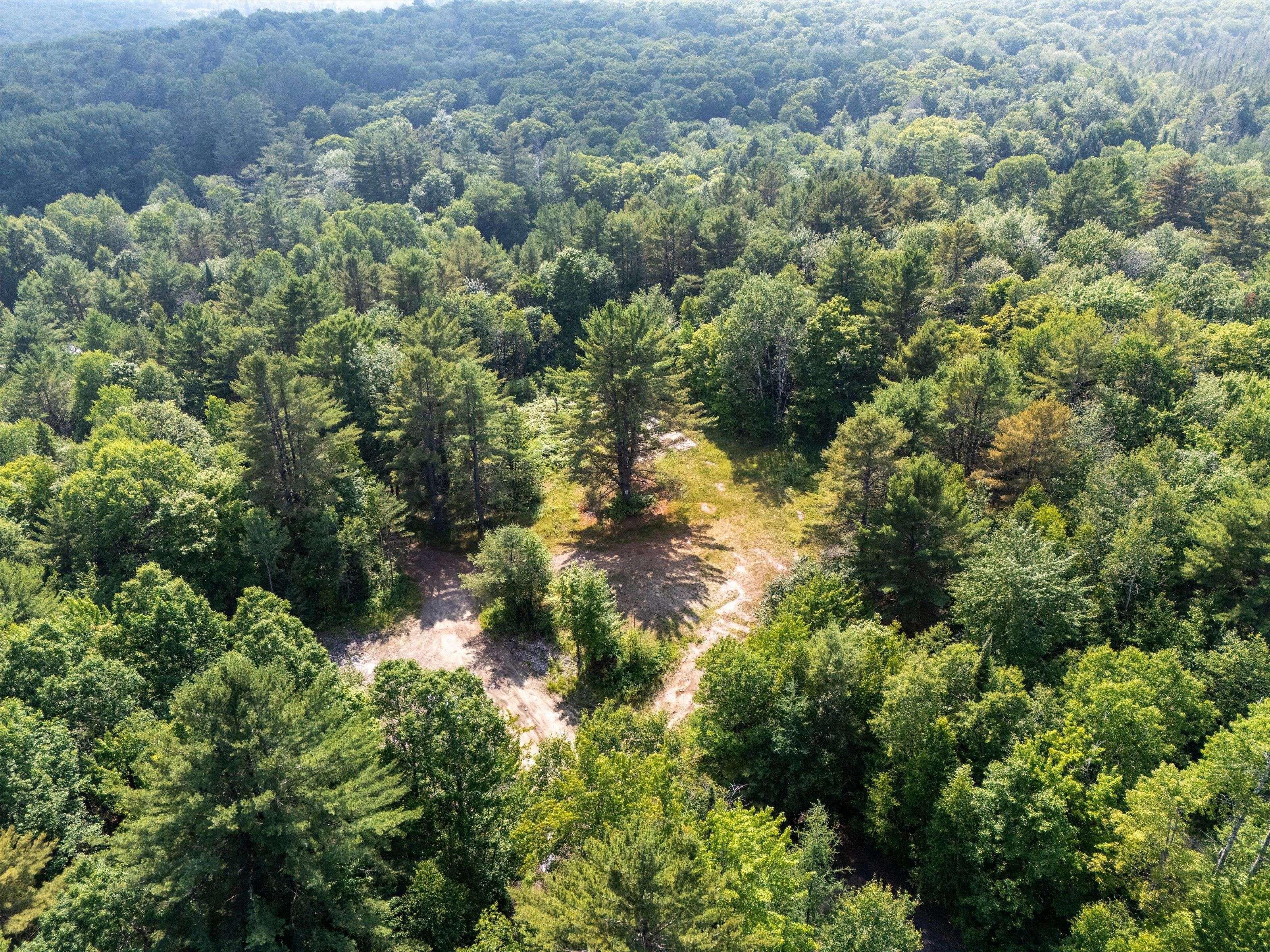Huntsville, ON P1H 2J3,2010 Brunel RD