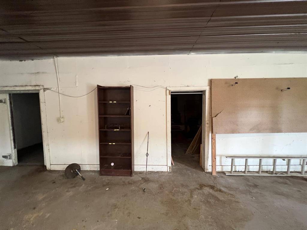 Grand Saline, TX 75140,5250 FM 17