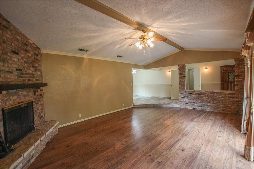 Gun Barrel City, TX 75156,107 Clover Drive