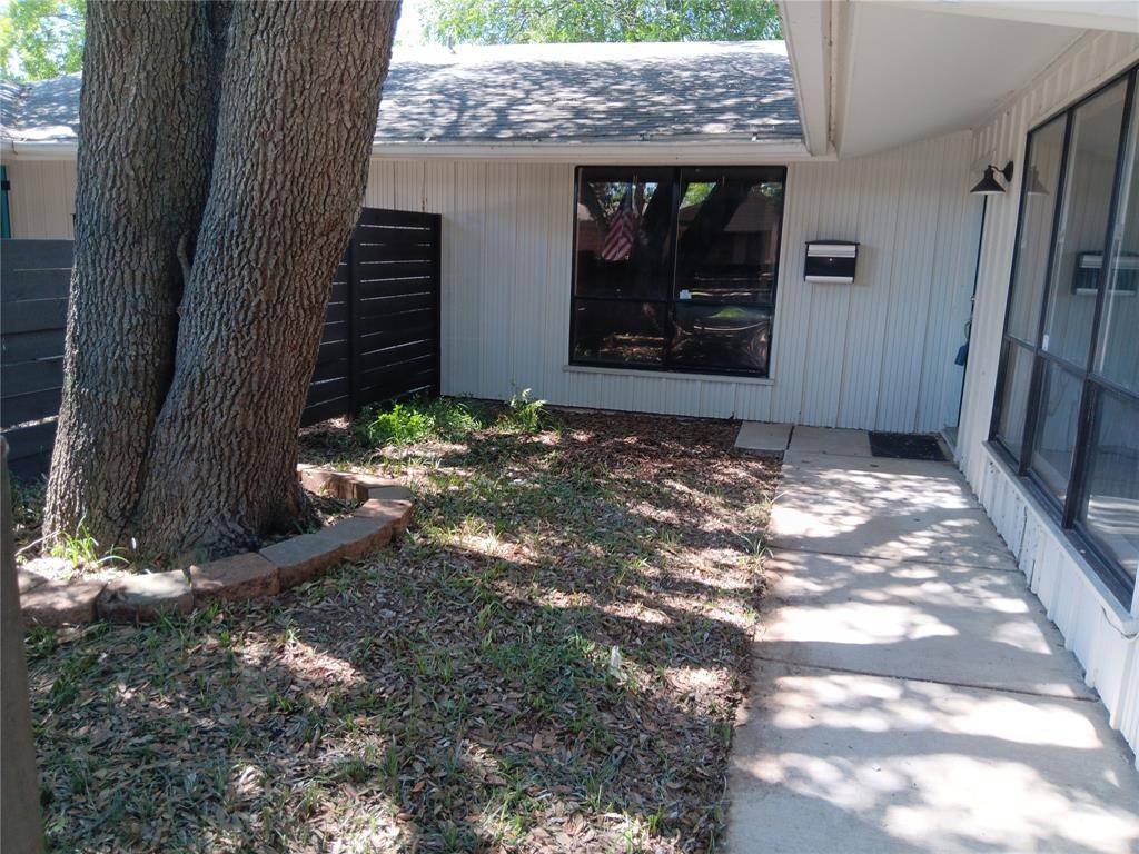 Dallas, TX 75240,13526 Red Fern Lane