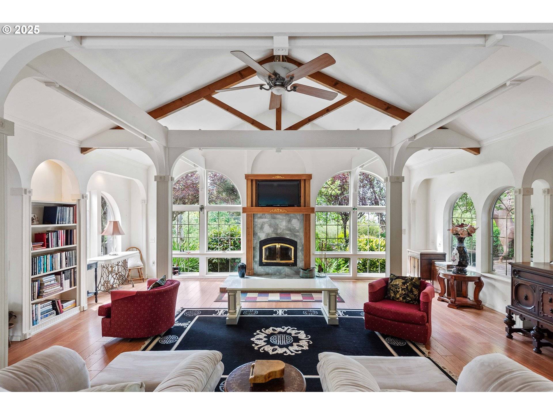 North Bend, OR 97459,93652 E BLUE BIRD LN