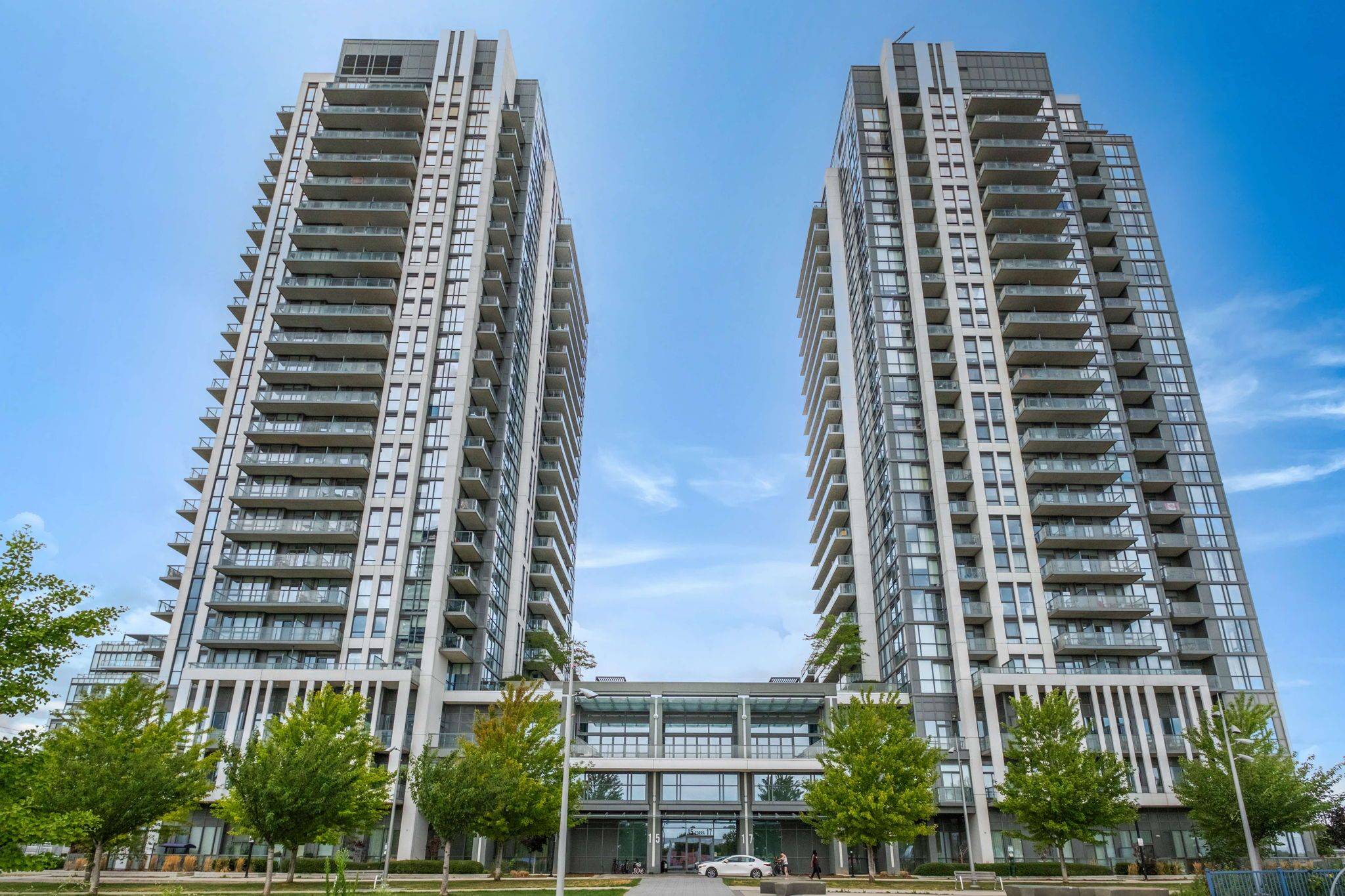 Toronto W08, ON M8Z 0C1,15 Zorra ST #907