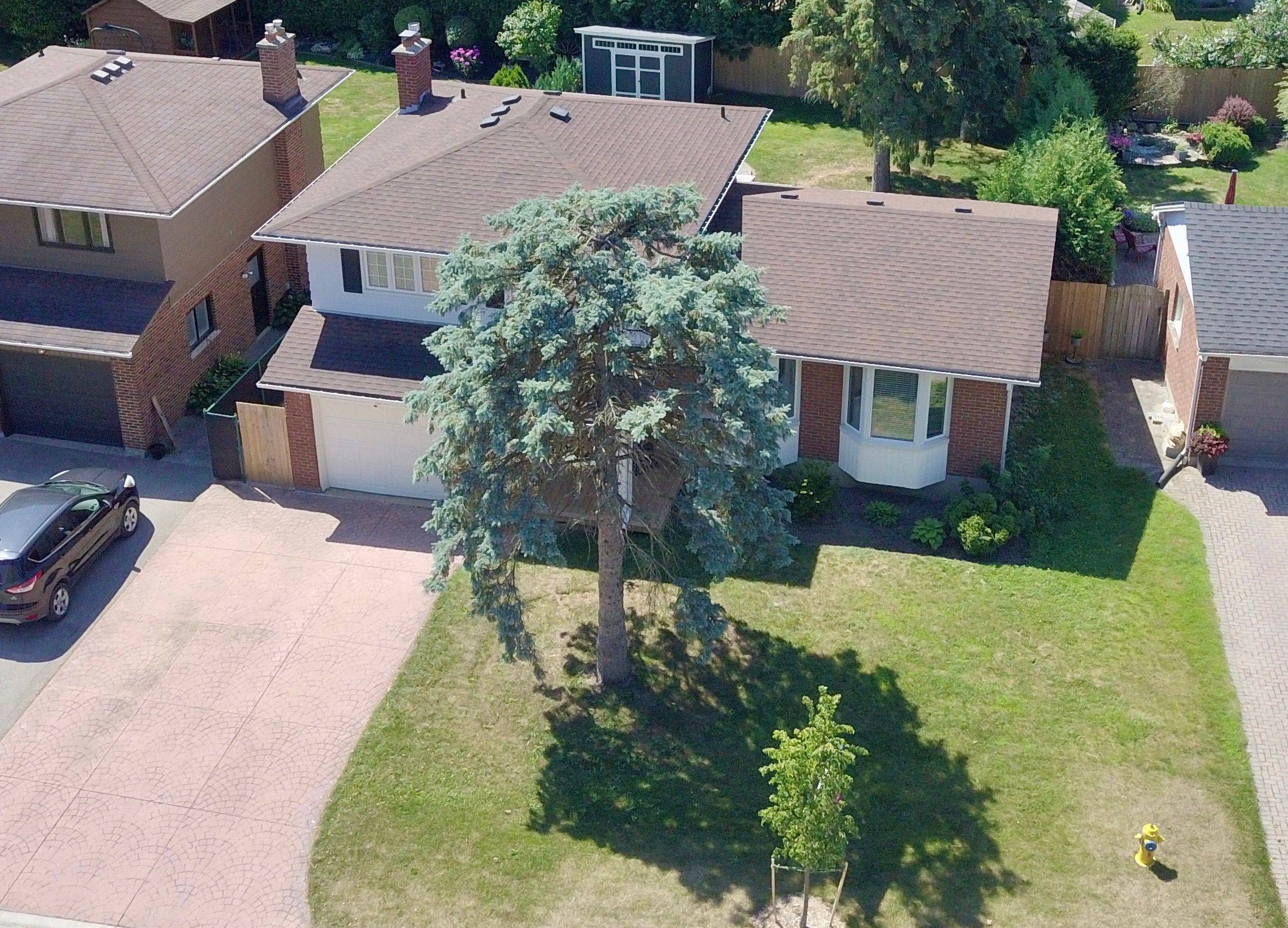 London North, ON N5X 1A8,10 MILFORD CRES