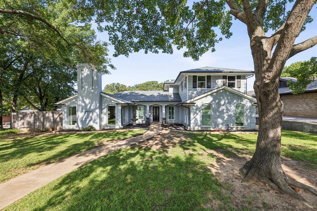 Grapevine, TX 76051,1 Whispering Vine Court