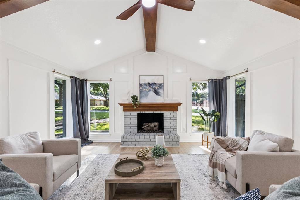 Grapevine, TX 76051,1 Whispering Vine Court