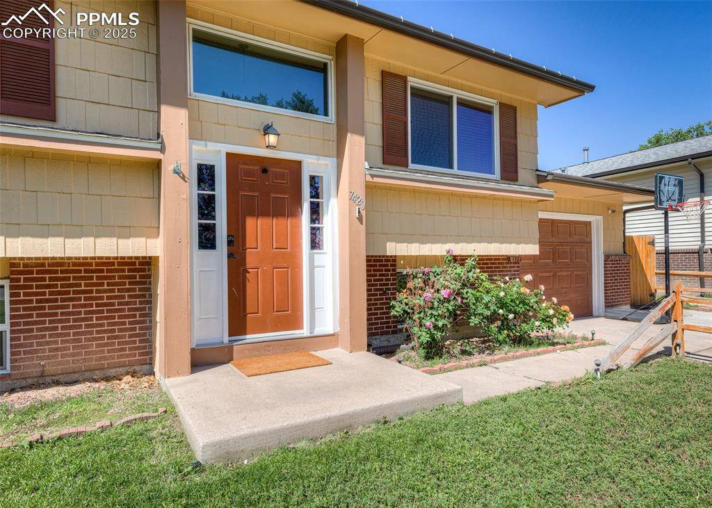 Colorado Springs, CO 80911,7420 Caballero AVE