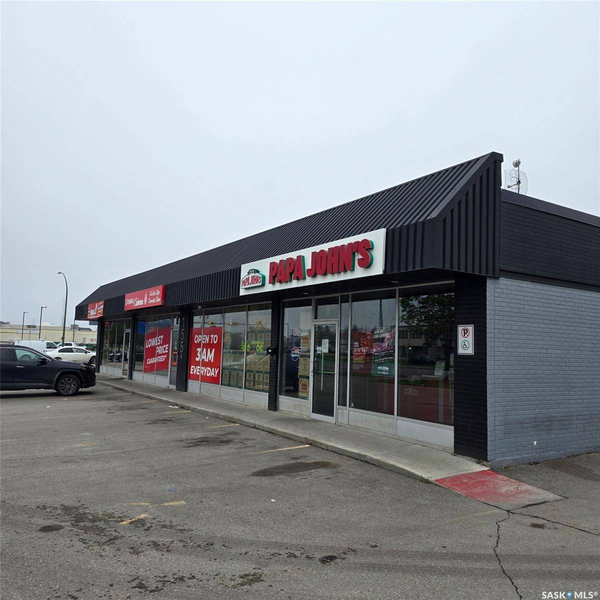 Regina, SK S4R 3B8,155 Albert STREET N