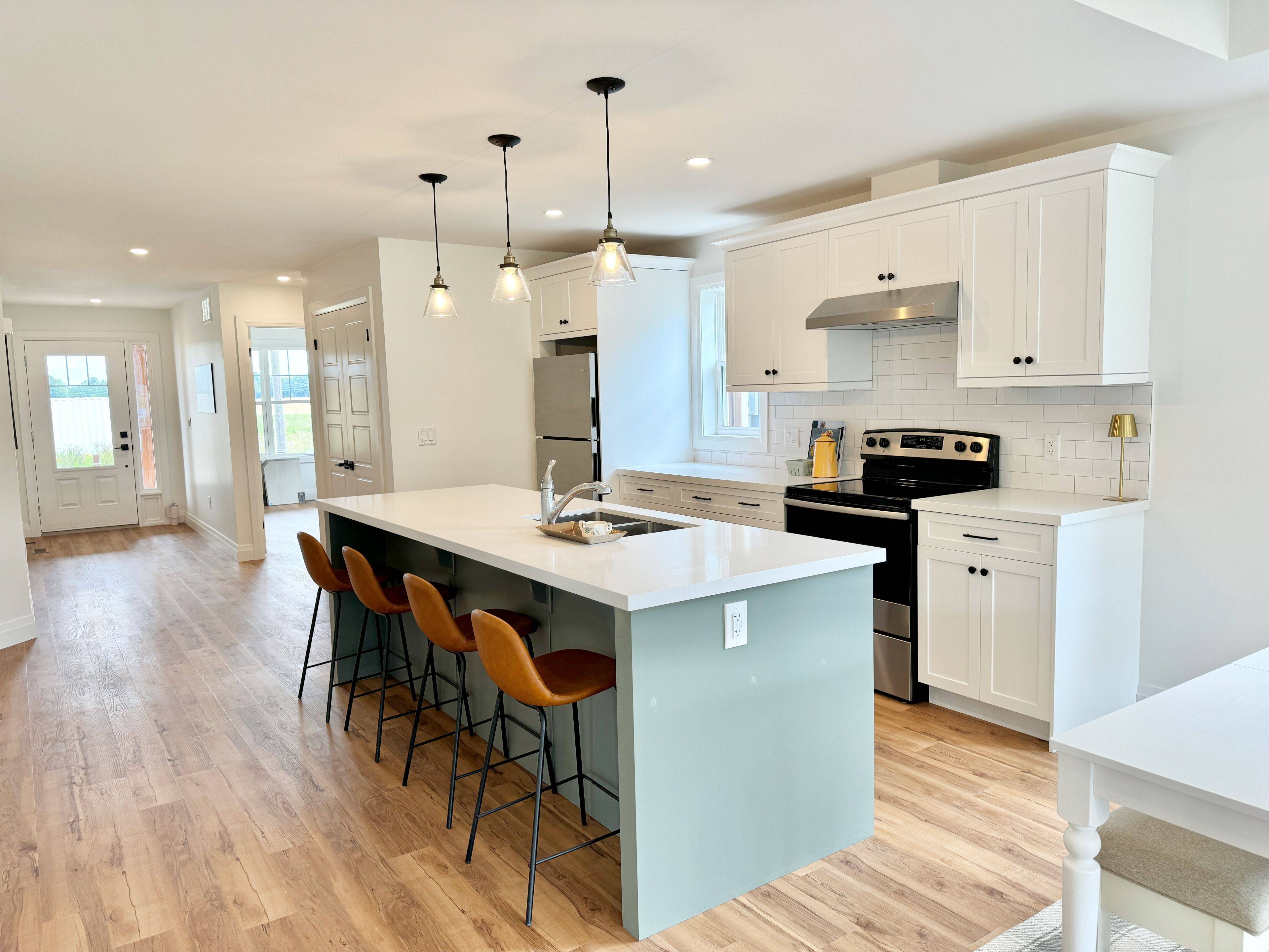 Saugeen Shores, ON N0H 2C3,102 Eagle CT