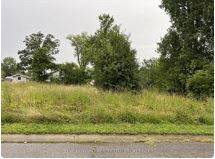Fort Erie, ON L2A 1E3,0 Longtent AVE