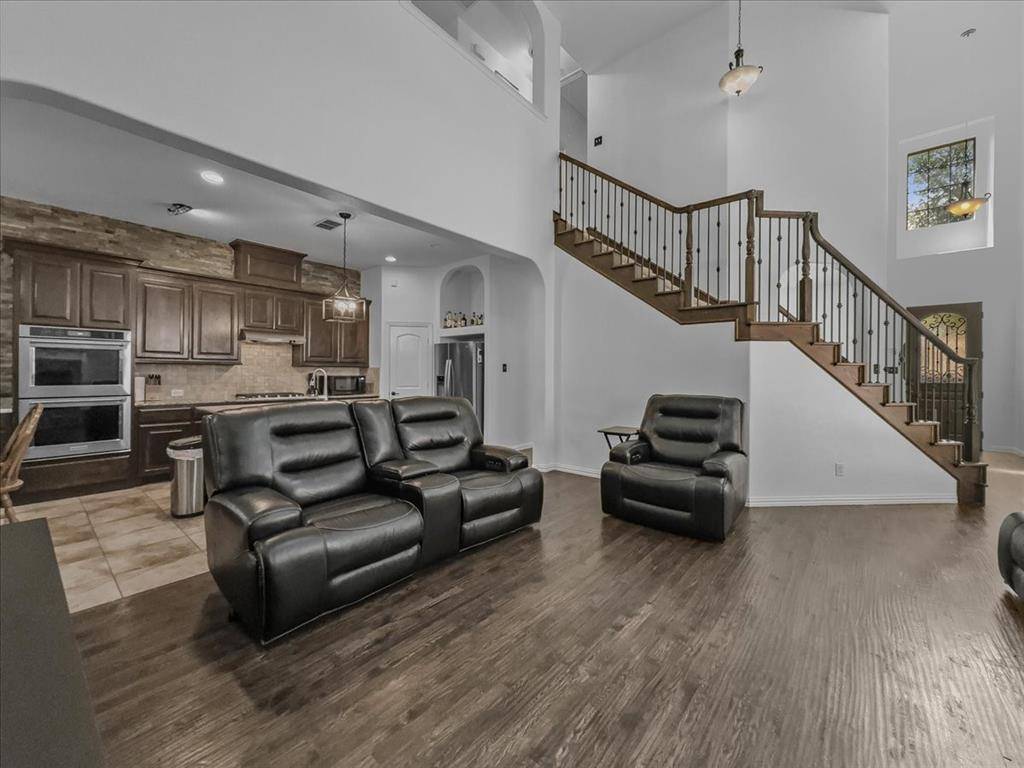 Grand Prairie, TX 75054,6935 Sarria