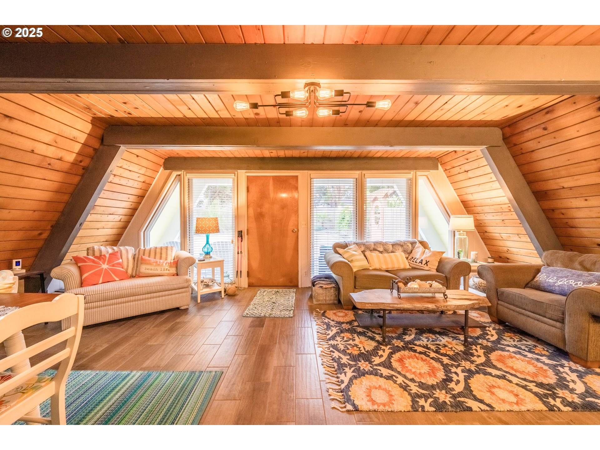 Lincoln City, OR 97367,2333 NE HOLMES RD