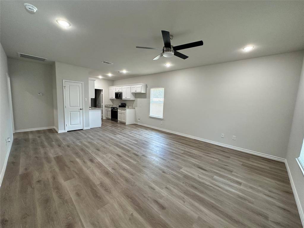 Mabank, TX 75156,102 Navajo Drive