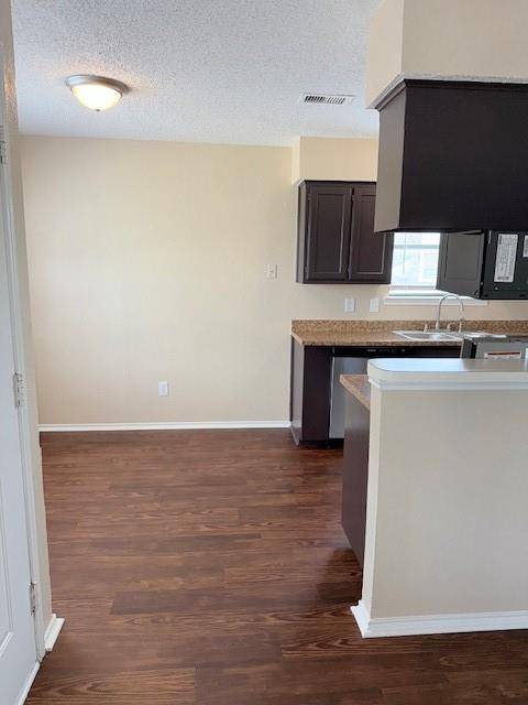 Mansfield, TX 76063,604 Kings Way Drive #C