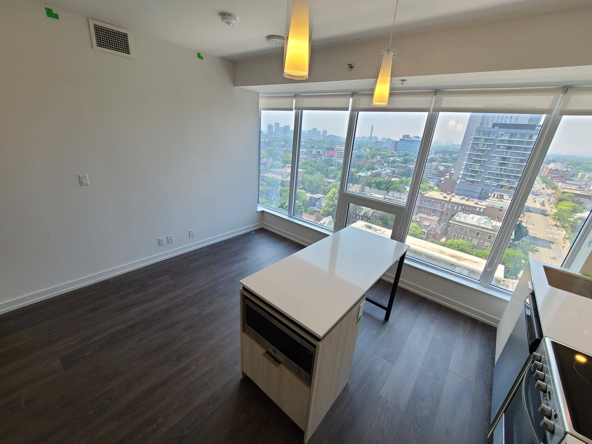 Toronto C01, ON M5T 0C8,203 College ST #1503