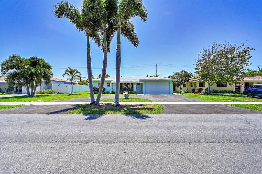 Pompano Beach, FL 33060,430 SE 5th St