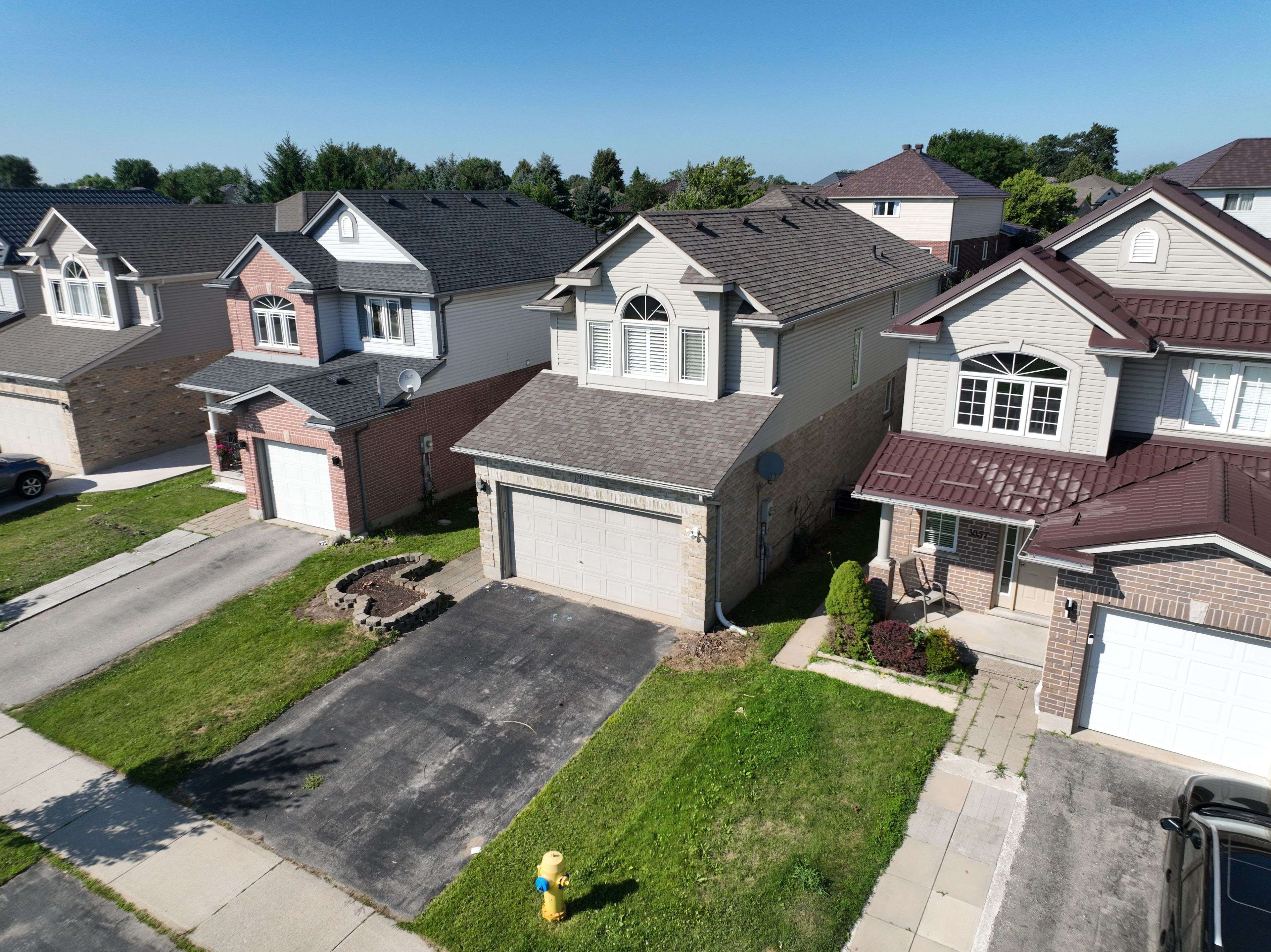 London South, ON L6M 1L1,3053 Meadowgate BLVD