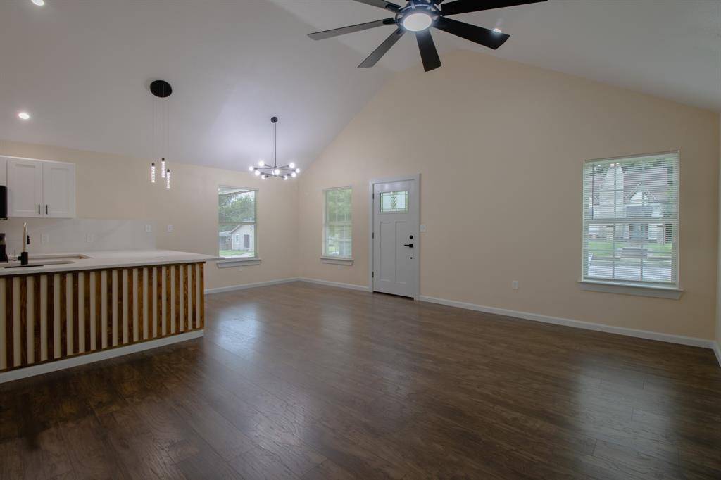 Dallas, TX 75215,3127 Mcdermott Avenue