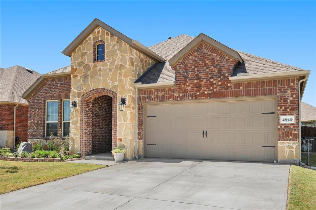 Aubrey, TX 76227,2919 Shetland Drive