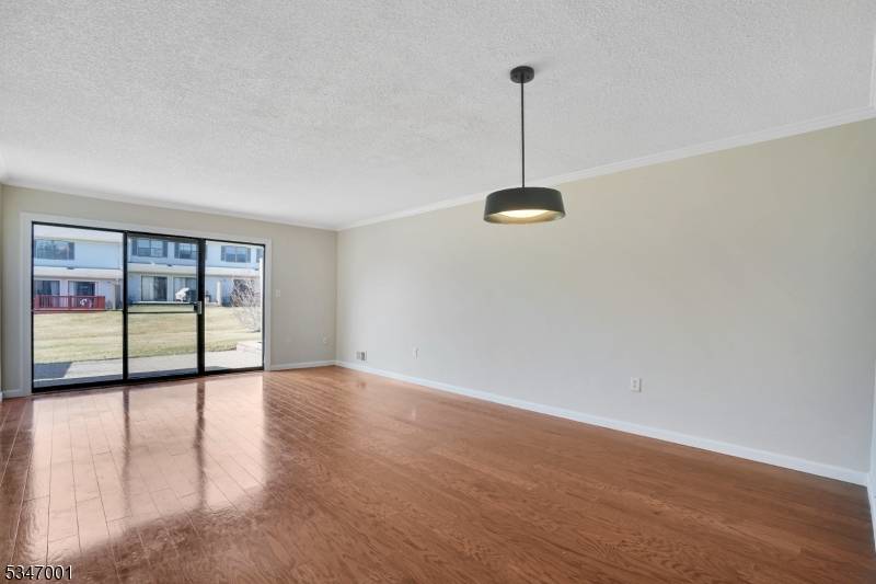 Bernards Twp., NJ 07920,336 English Place