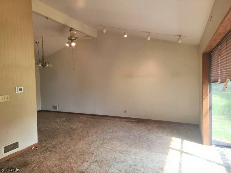 Newton Town, NJ 07860,14 Trenton Pl