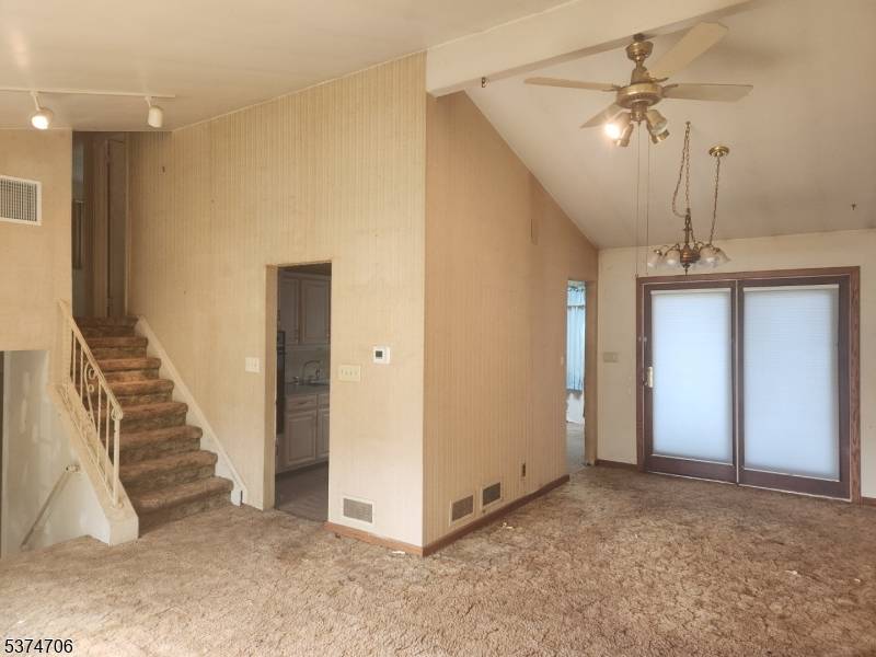 Newton Town, NJ 07860,14 Trenton Pl