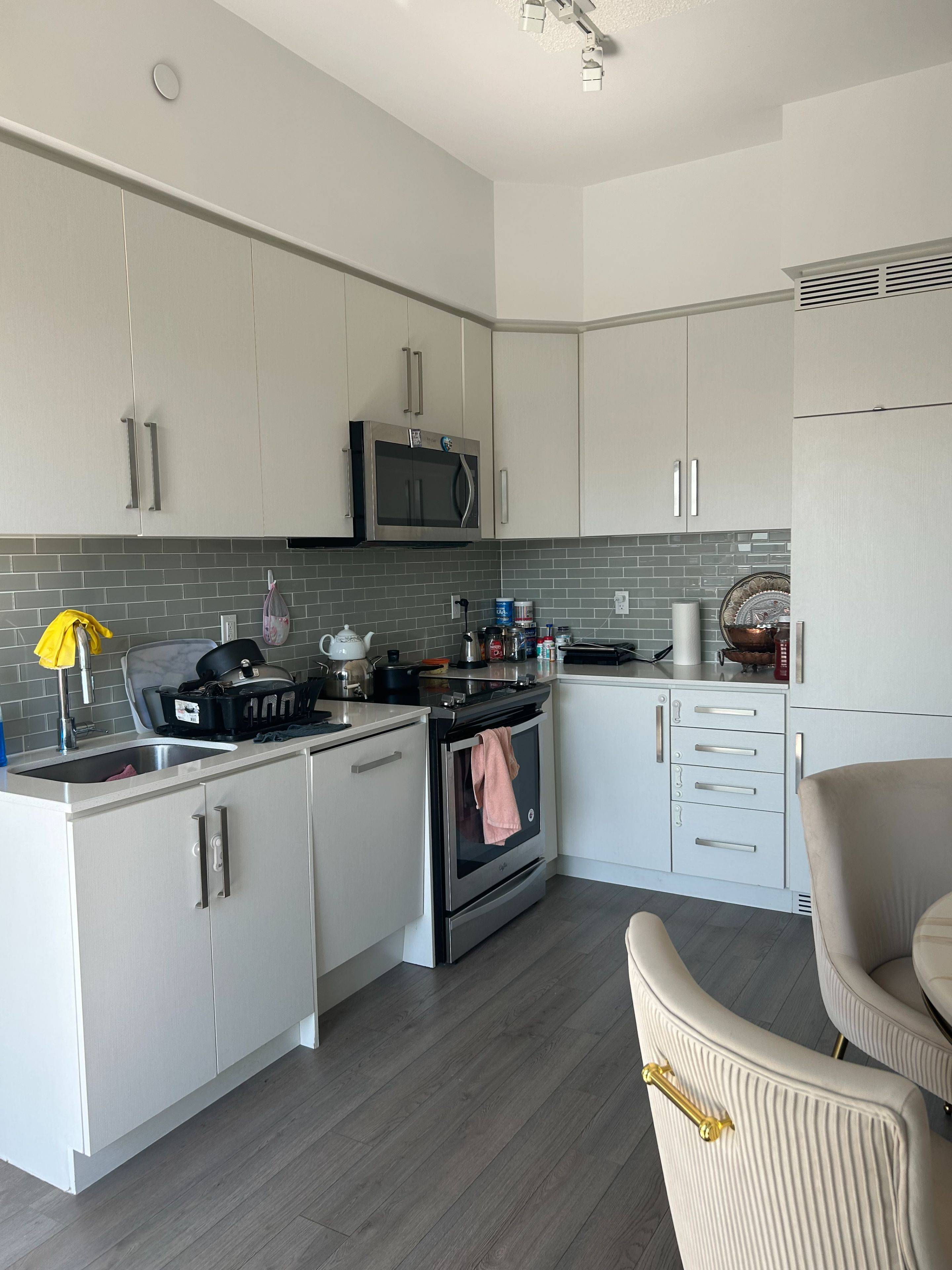Toronto C07, ON M2N 5P6,5180 Yonge ST #1401