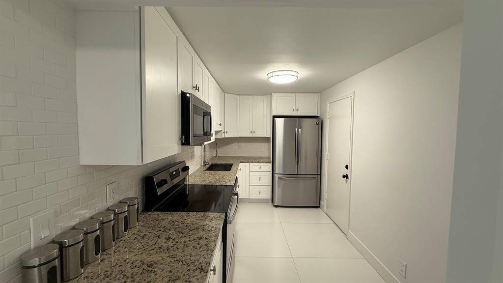 Deerfield Beach, FL 33441,1428 SE 4th Ave #108