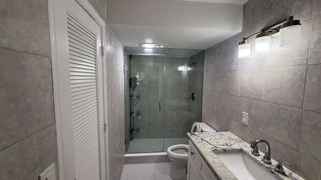 Deerfield Beach, FL 33441,1428 SE 4th Ave #108