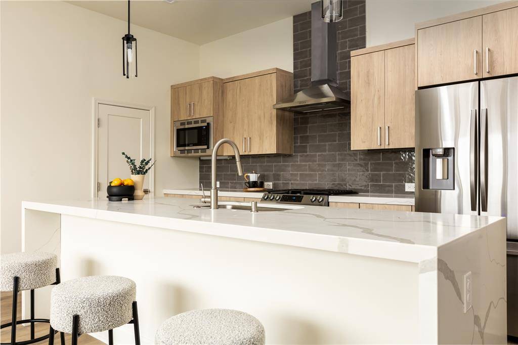 Dallas, TX 75215,1901 S Harwood Street #308