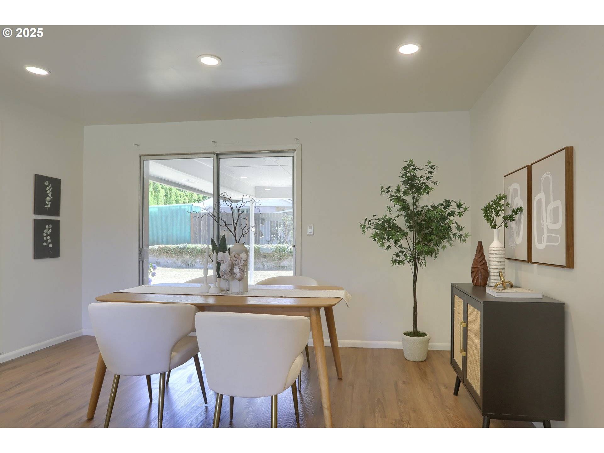 Portland, OR 97220,9100 NE THOMPSON ST