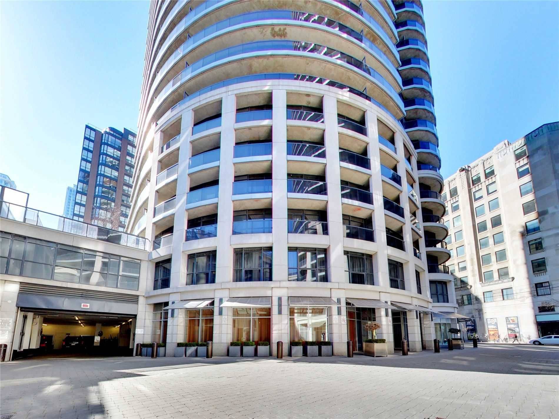 Toronto C08, ON M5B 1L3,21 Carlton ST #2110
