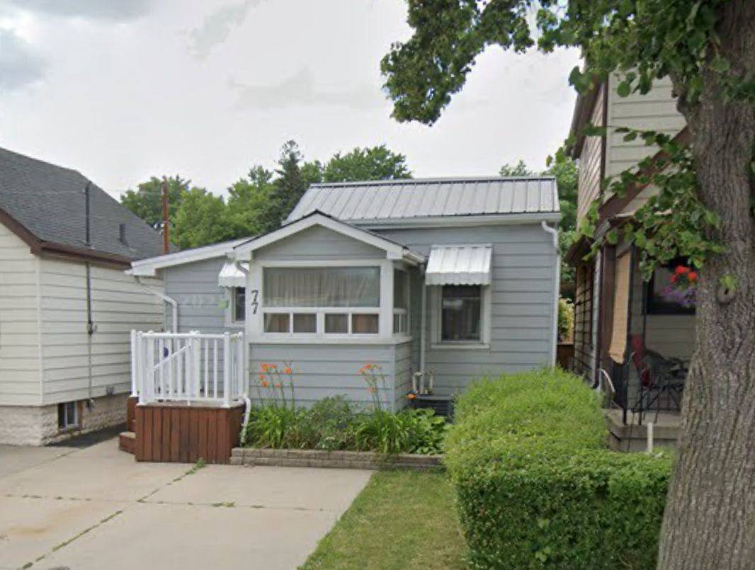 Hamilton, ON L8H 4X5,77 HARMONY AVE