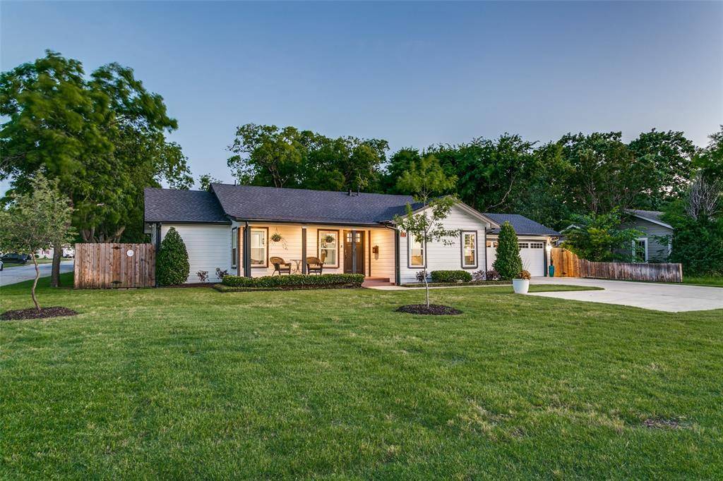 Grapevine, TX 76051,854 E Wall Street