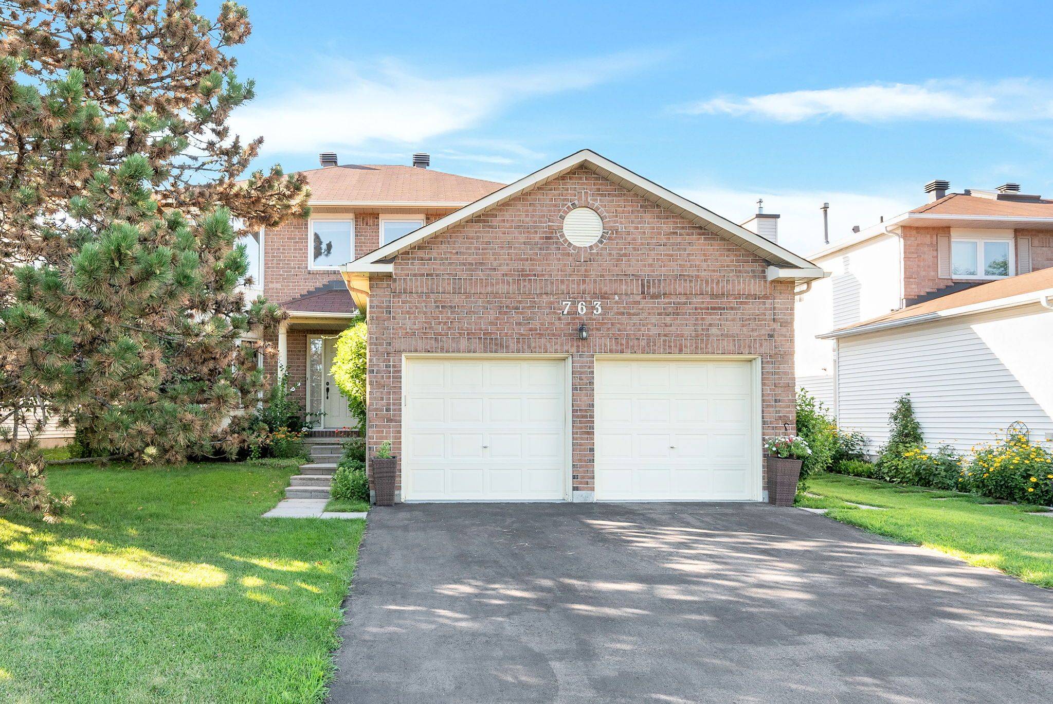 Orleans - Cumberland And Area, ON K4A 2N1,763 Montcrest DR