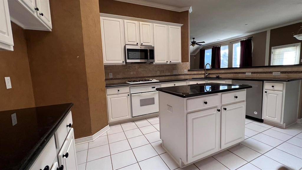 Plano, TX 75025,3020 Edwards Drive