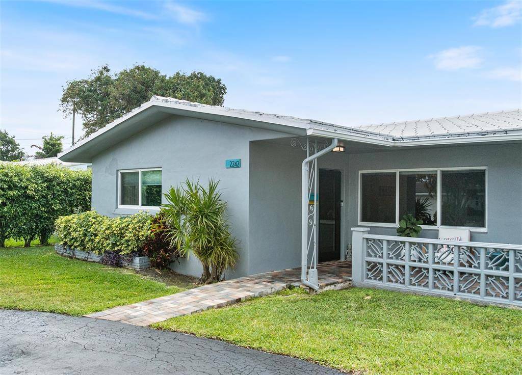 Lighthouse Point, FL 33064,2242 NE 37th St