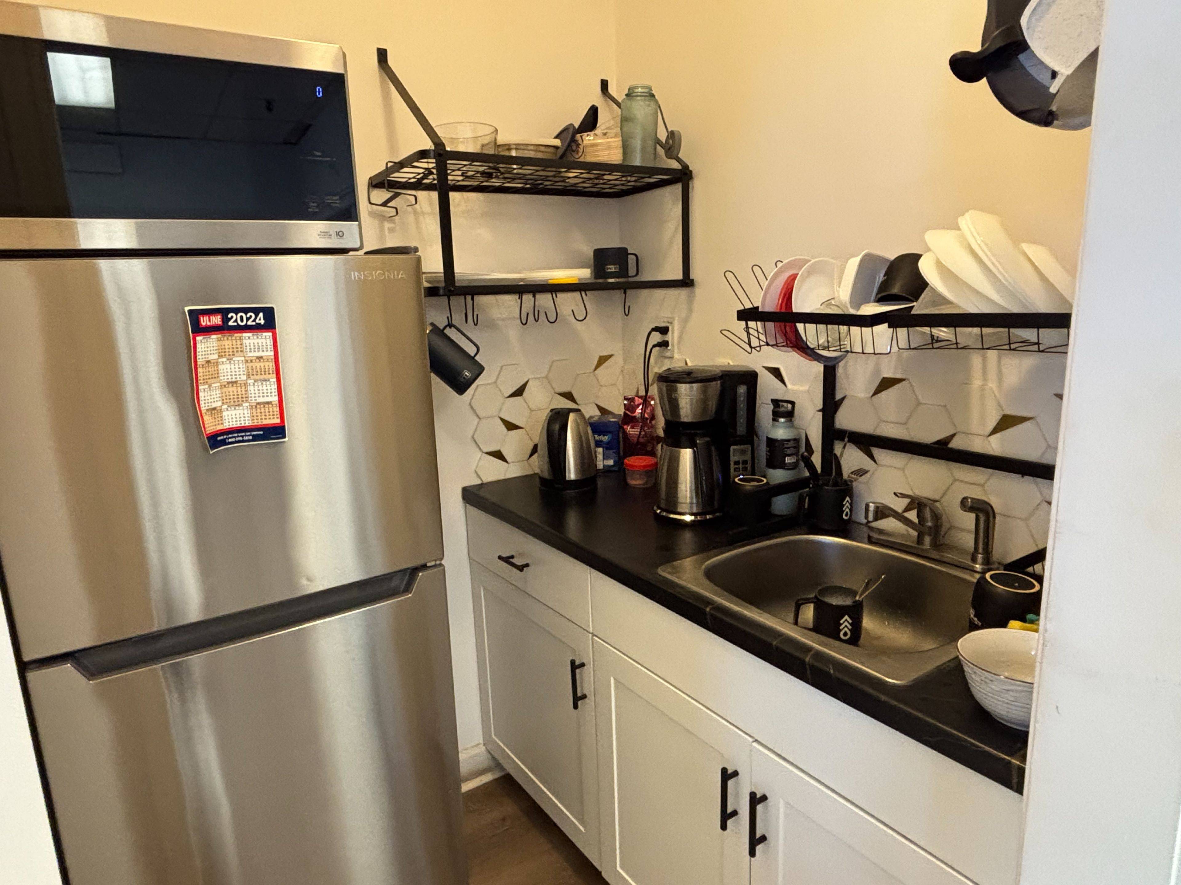 Mississauga, ON L4W 2M6,1150 Eglinton AVE E ## 18