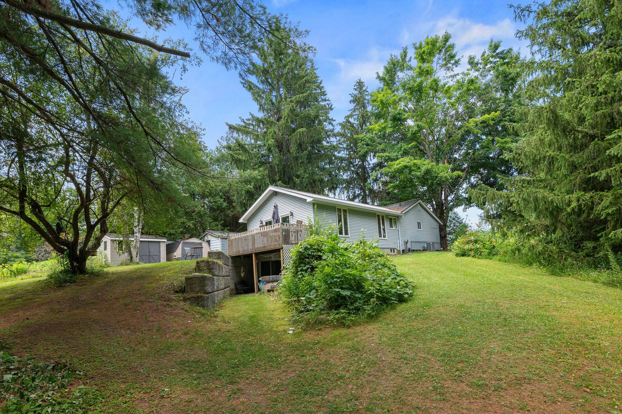 Mulmur, ON L9V 3E8,21 McCutcheon RD