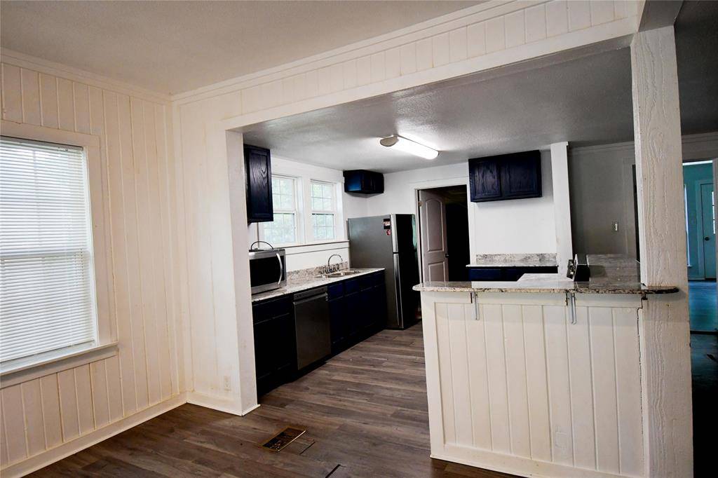 Hillsboro, TX 77645,1015 E Elm Street