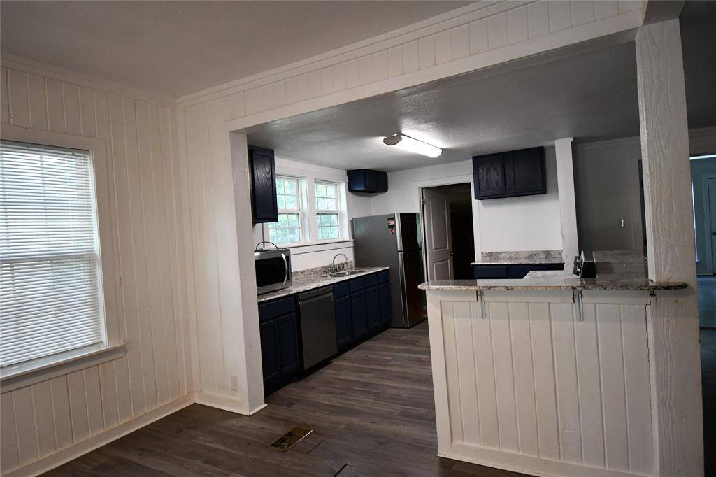 Hillsboro, TX 77645,1015 E Elm Street