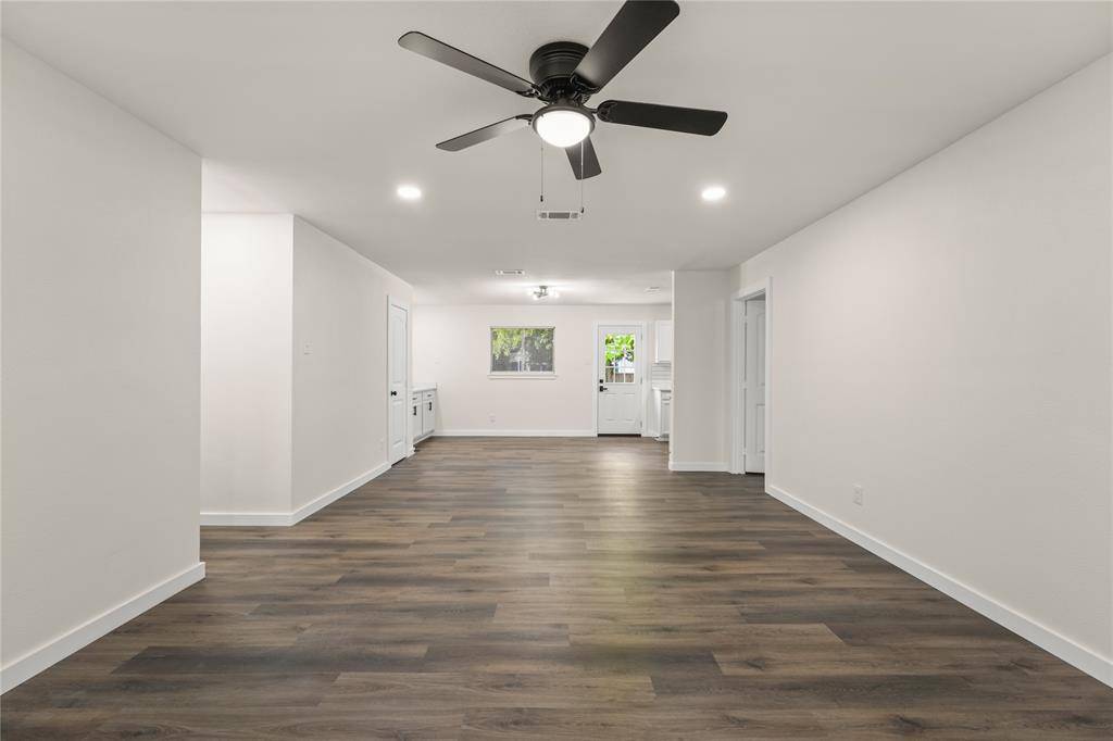 Grand Prairie, TX 75052,729 W Grenoble Drive