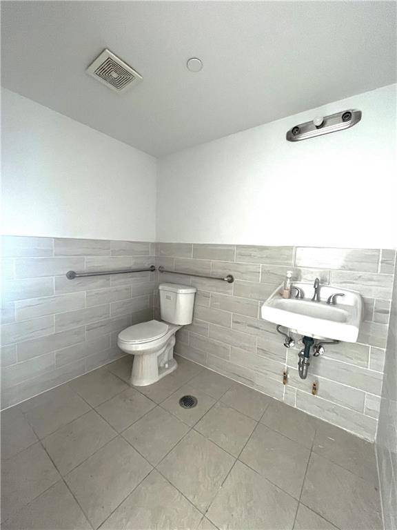 Brooklyn, NY 11220,229 55th ST #C1