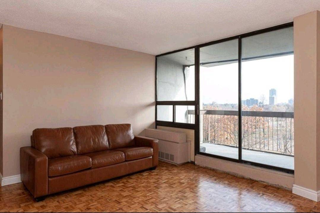 Mississauga, ON L5A 3S2,50 Mississauga Valley BLVD #416