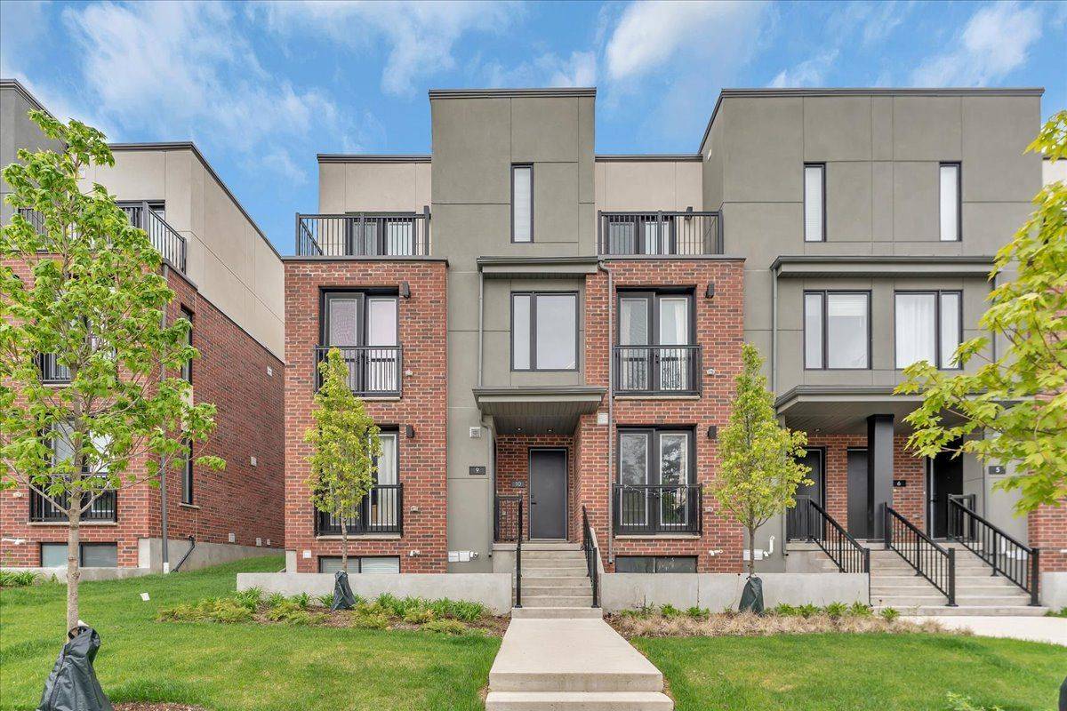 Waterloo, ON N2J 1A4,99 Roger ST #10