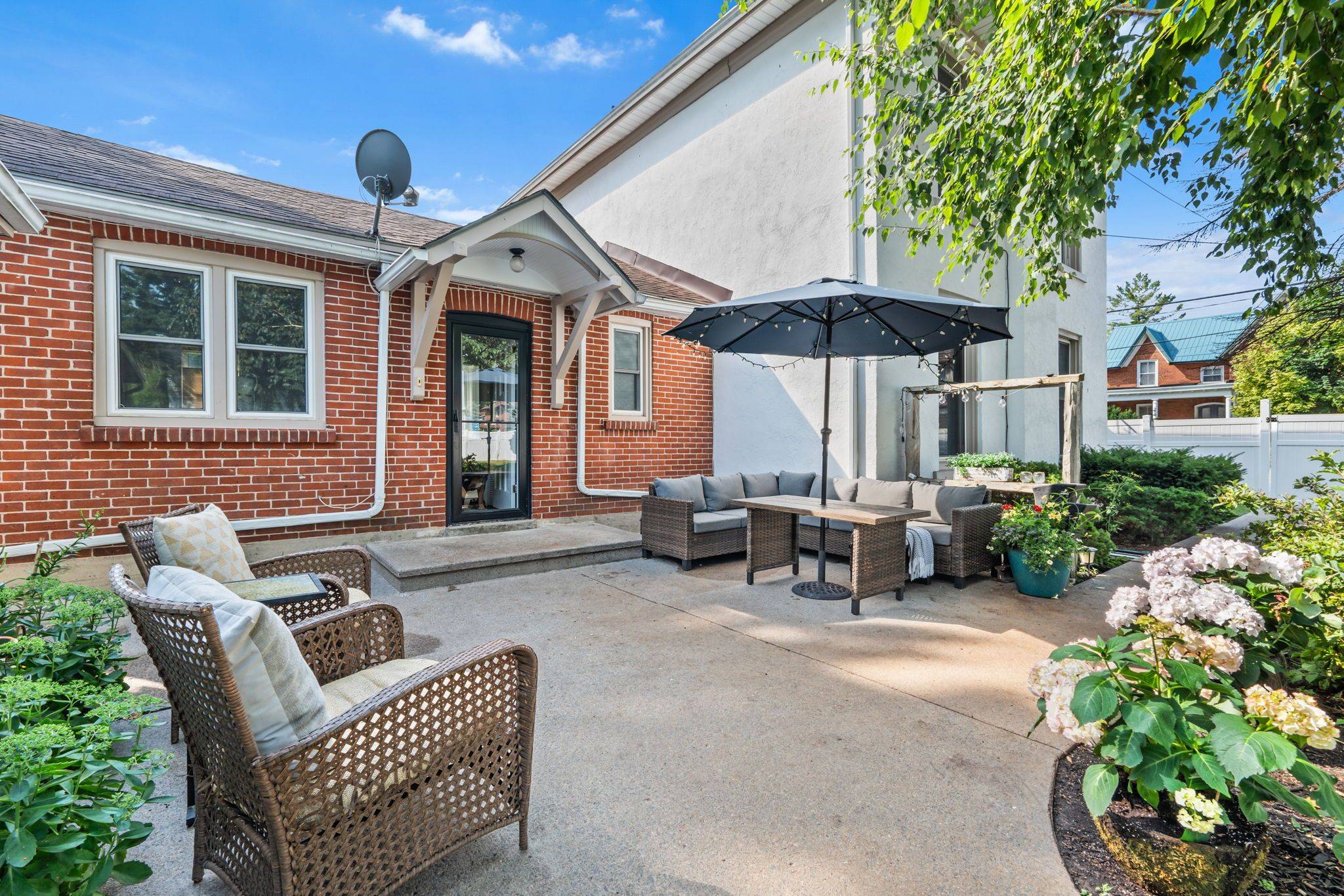 Greater Napanee, ON K7R 1N7,209 Centre ST N