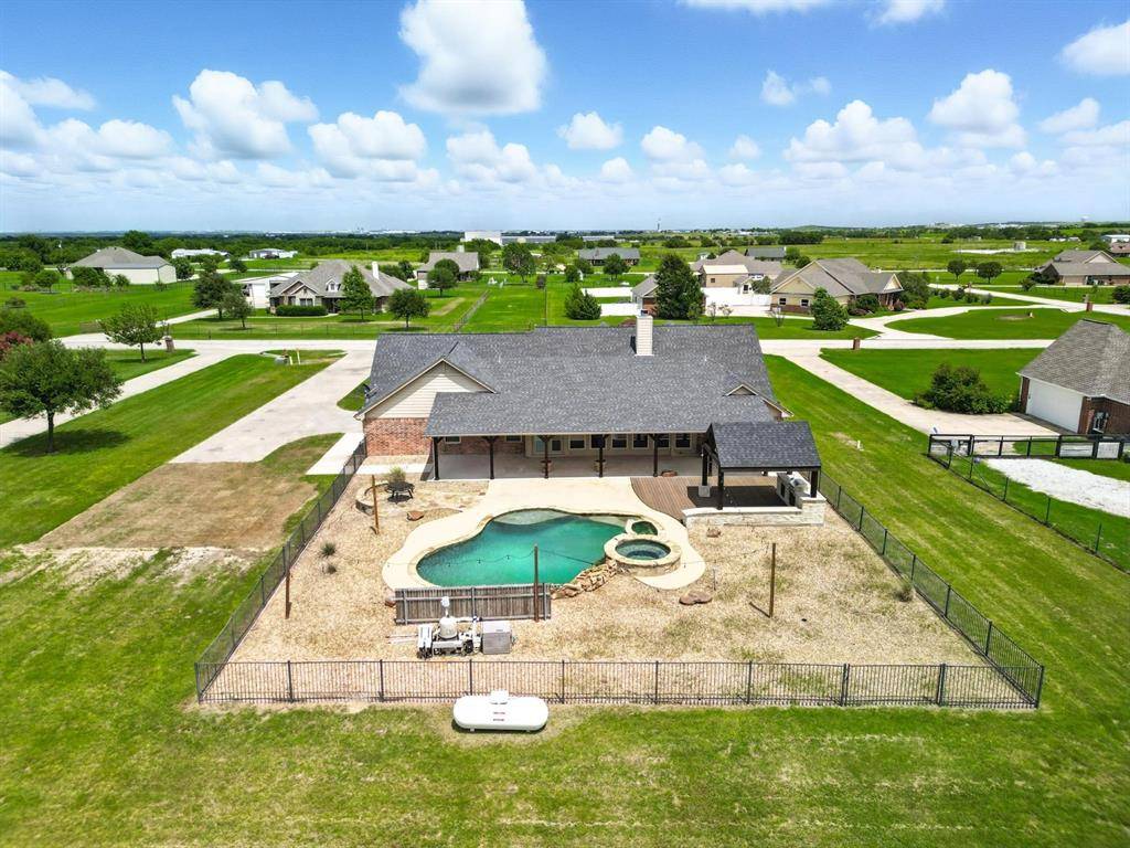 Ponder, TX 76259,109 Petes Lane