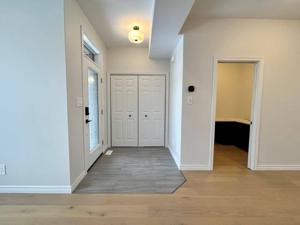Belleville, ON K8N 0S6,22 Riverstone WAY