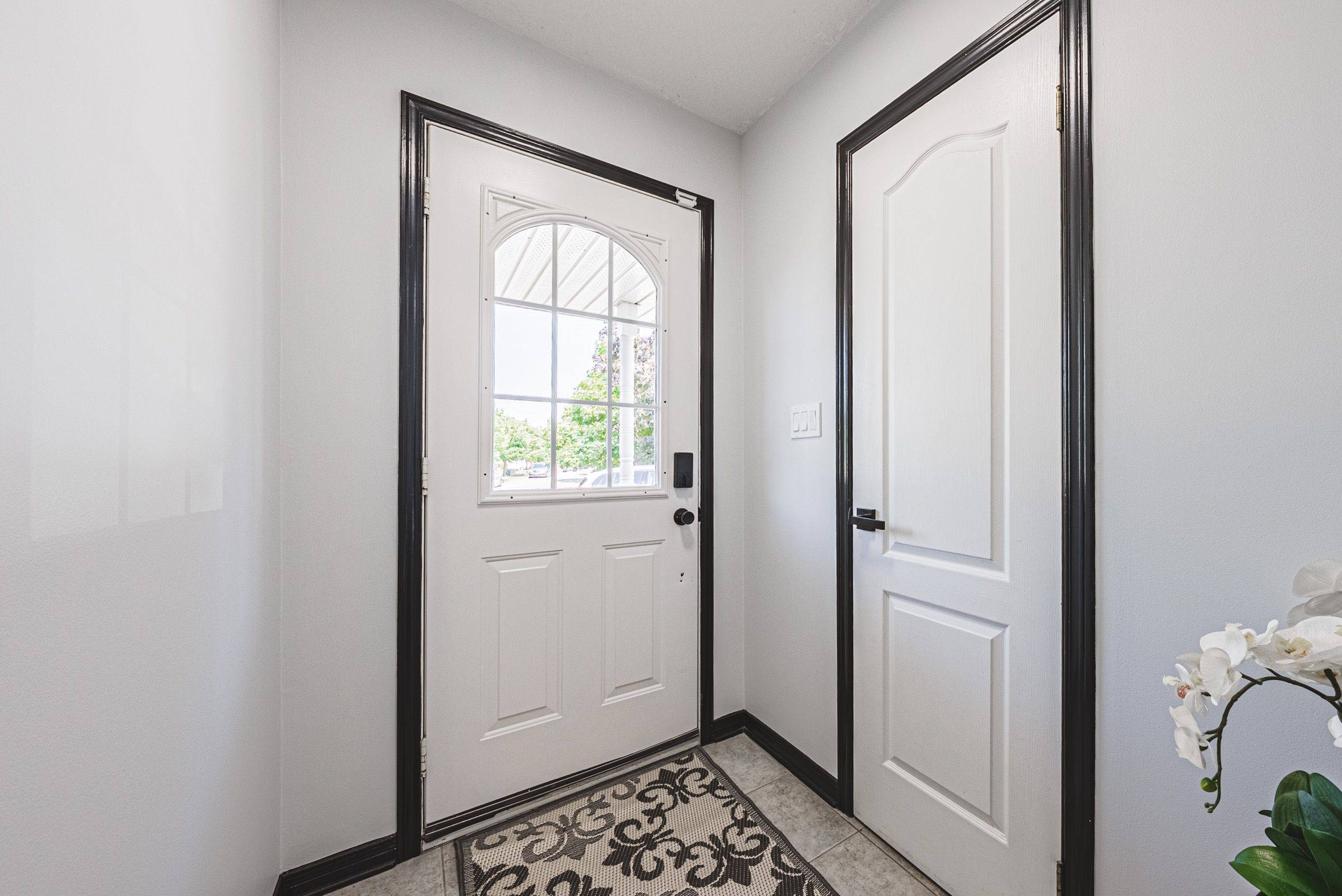 Lincoln, ON L3J 0G1,4492 WELTMAN WAY