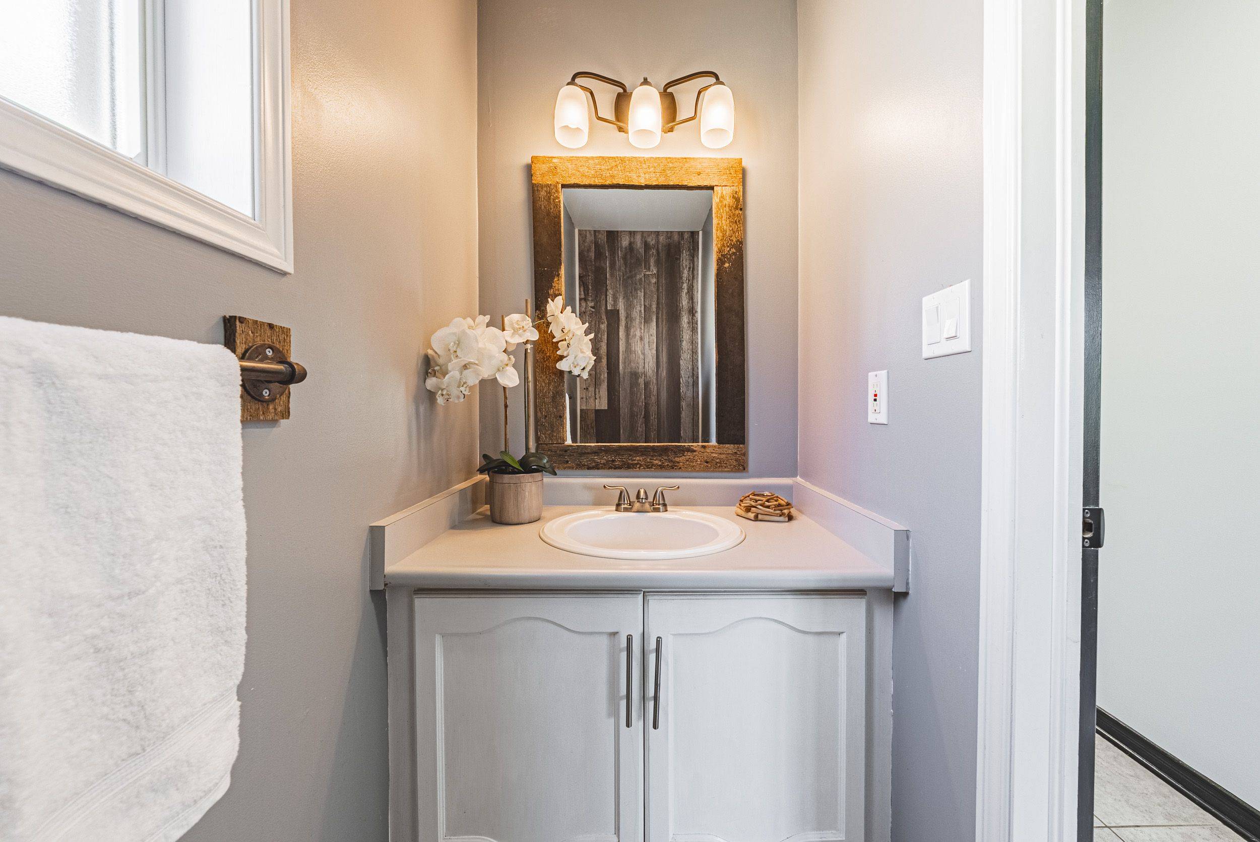 Lincoln, ON L3J 0G1,4492 WELTMAN WAY